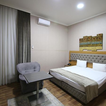 Hotel Empire Business Baku Exteriör bild