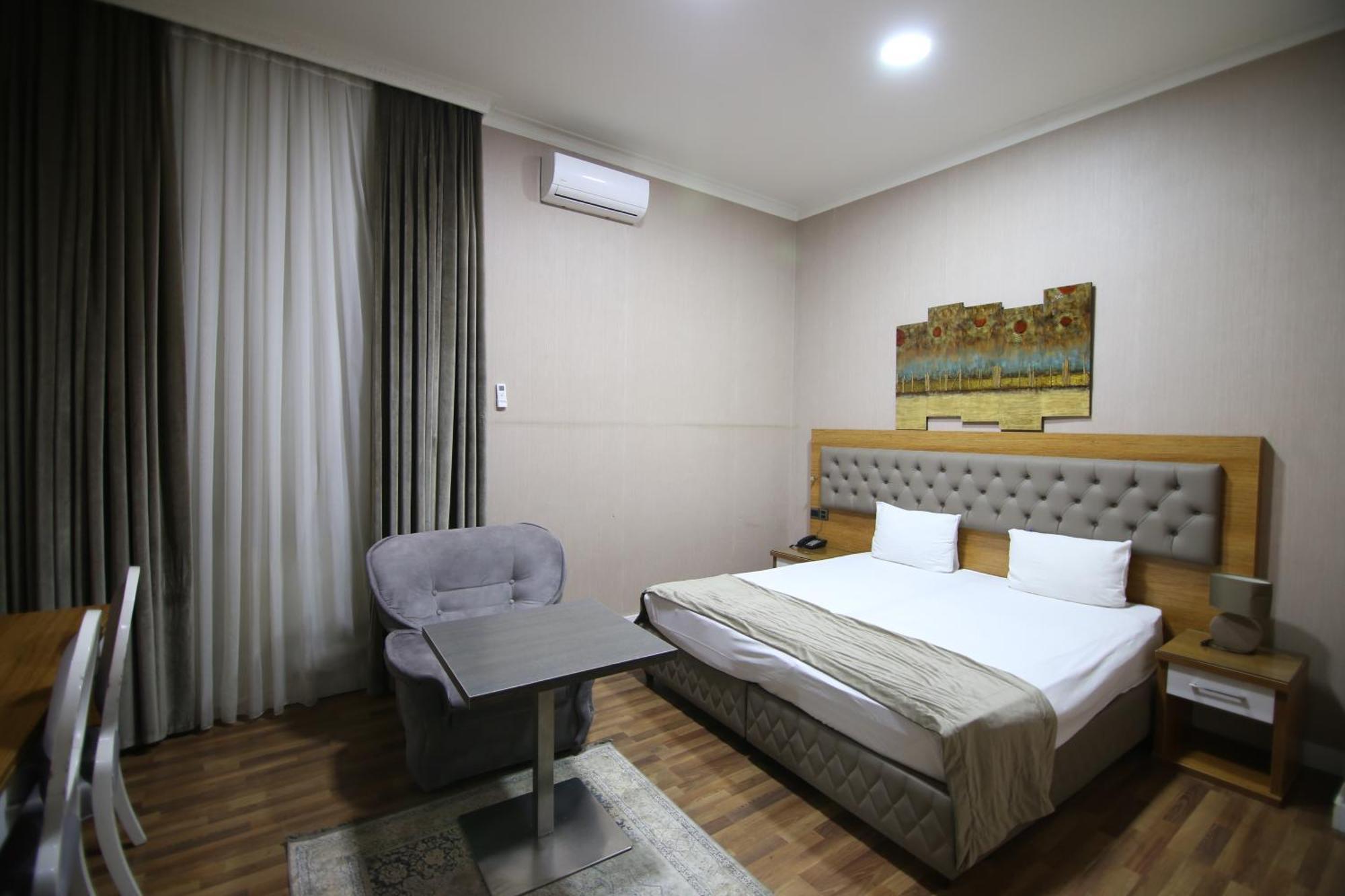 Hotel Empire Business Baku Exteriör bild
